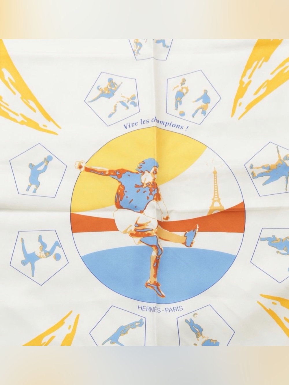 Hermès 1998Vintage Vive Les Champions Silk Scarf Carre 90/Paris Soccer World Cup - Picture 6 of 9